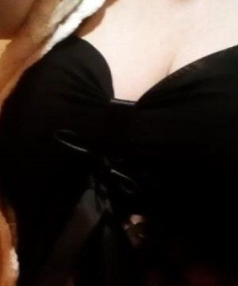 Я опытна и искусна в искусстве соблазнения и наслаждения, обладаю уникальными талантами, которые расскажу тебе в личных сообщениях. Я оцениваю каждую минуту вместе, поэтому ты можешь быть уверен, что я предложу тебе только самое лучшее интимное удовольствие. Знакомства со мной будут полны страсти и нежности, я научу тебя, как наслаждаться каждым мгновением. Мои фото и положительные отзывы подтвердят мою красоту и привлекательность. Забудь о повседневных заботах и позволь мне сделать твои фантазии реальностью, отправившись в сексуальное приключение в Москве! 😘🔥💋 Люсенька
